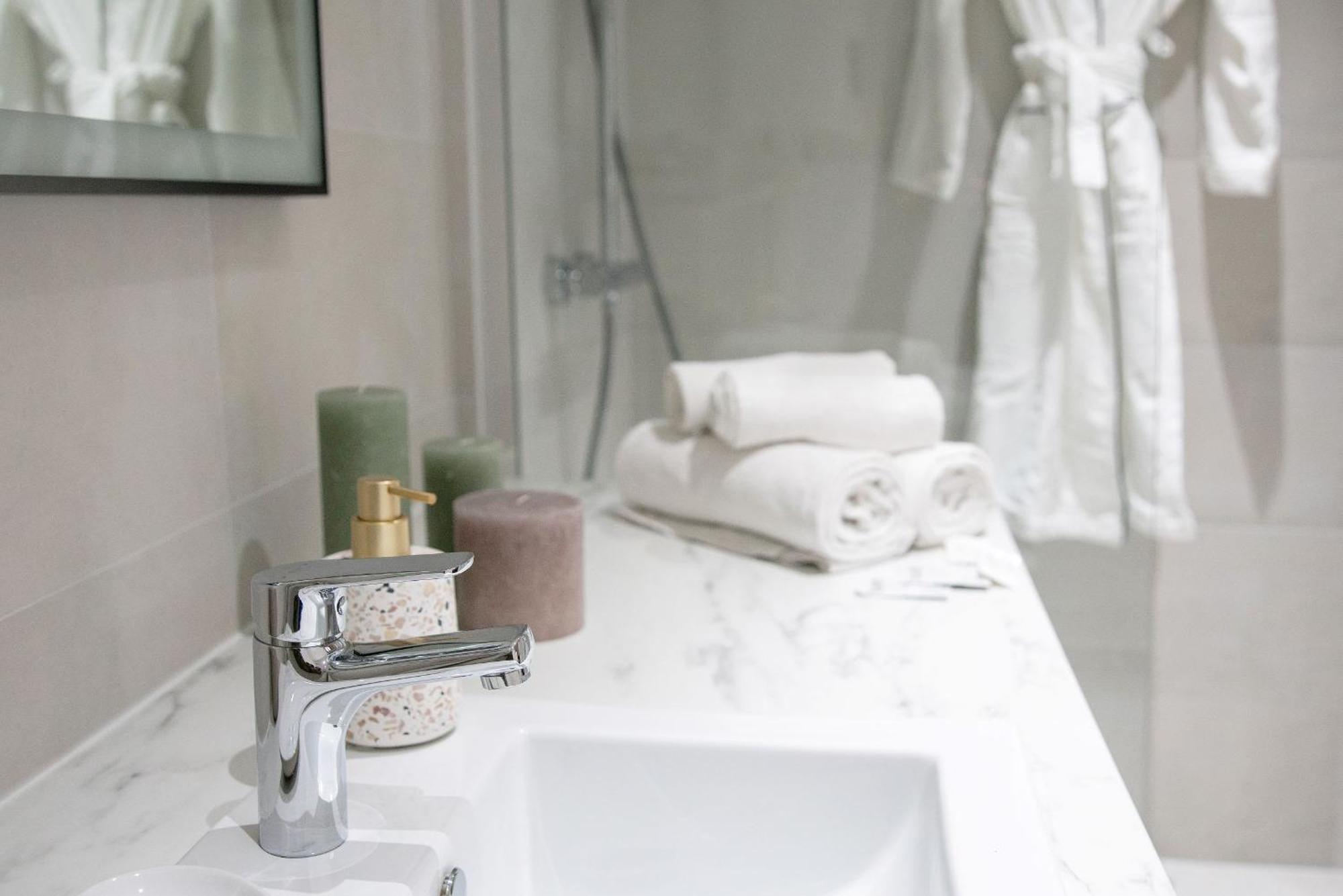 Central Paris & Montorgueil - 1Br - Cityapartmentstay Buitenkant foto